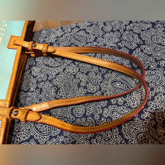 ✨ Dooney & Bourke Beach Umbrella Tote Bag EUC | Summer Canvas Shoulder Bag - Picture 7 of 10